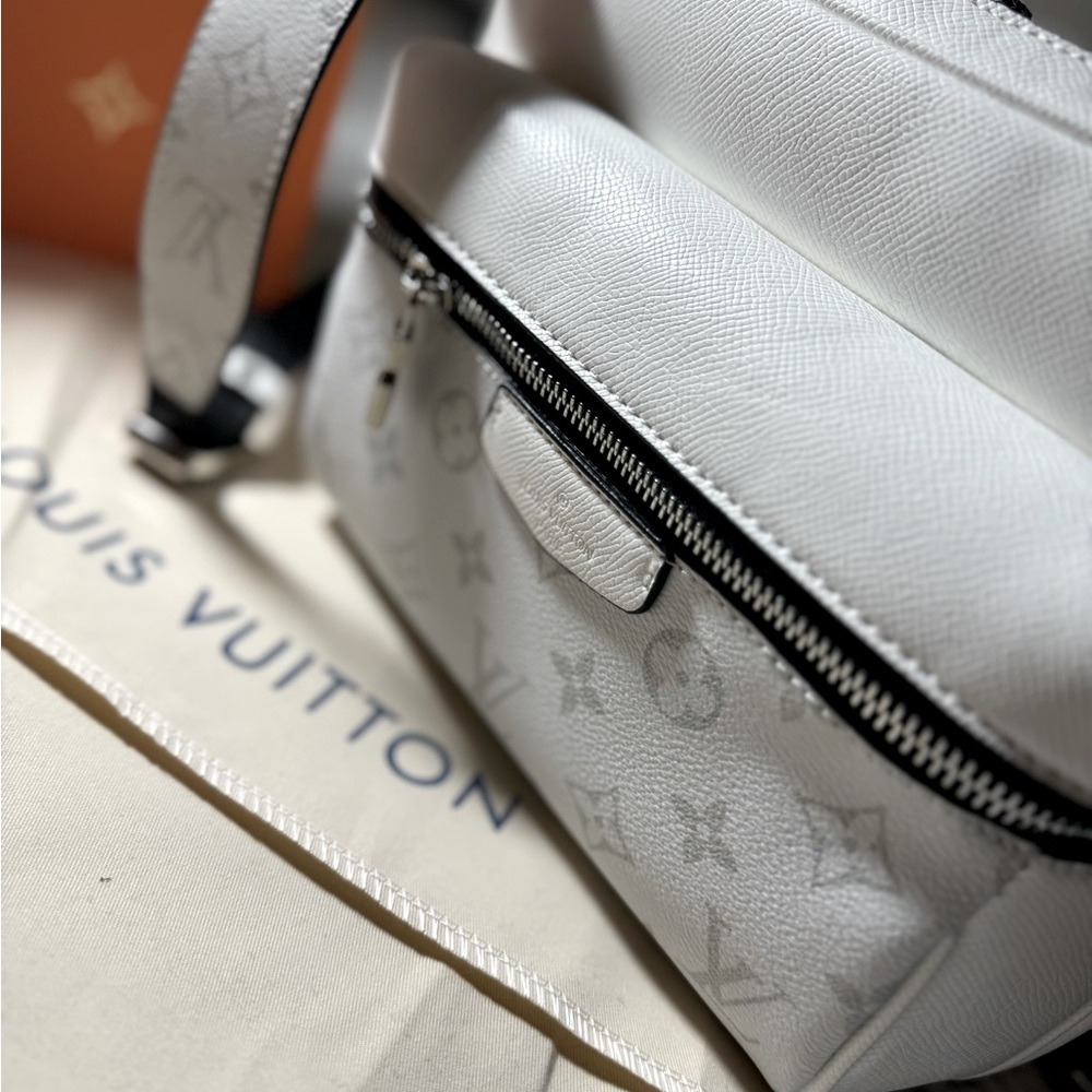 Louis Vuitton White Leather Bag
